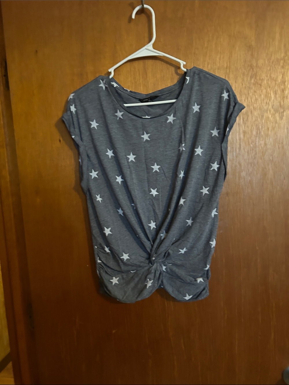 Lucky Brand Gray Star Print Knot Front Tee